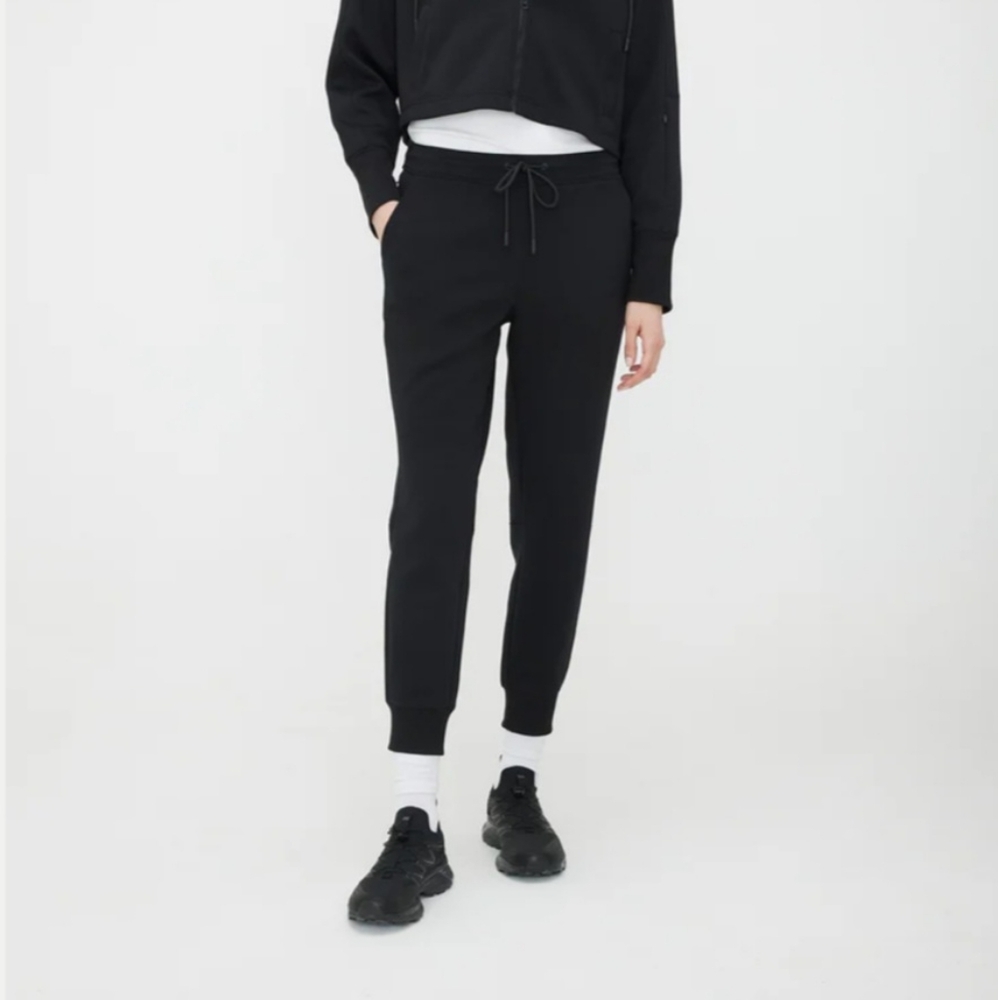 Kit and Ace Performance Joggers - BNWT